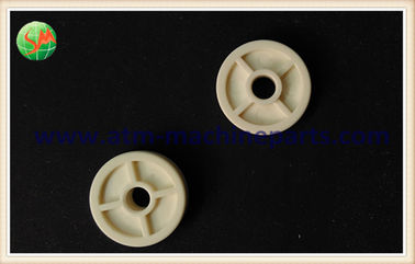 เครื่องอ่านบัตร Sankyo เครื่องรีดพลาสติกสีขาวสำหรับ NCR 58xx 66xx รุ่น