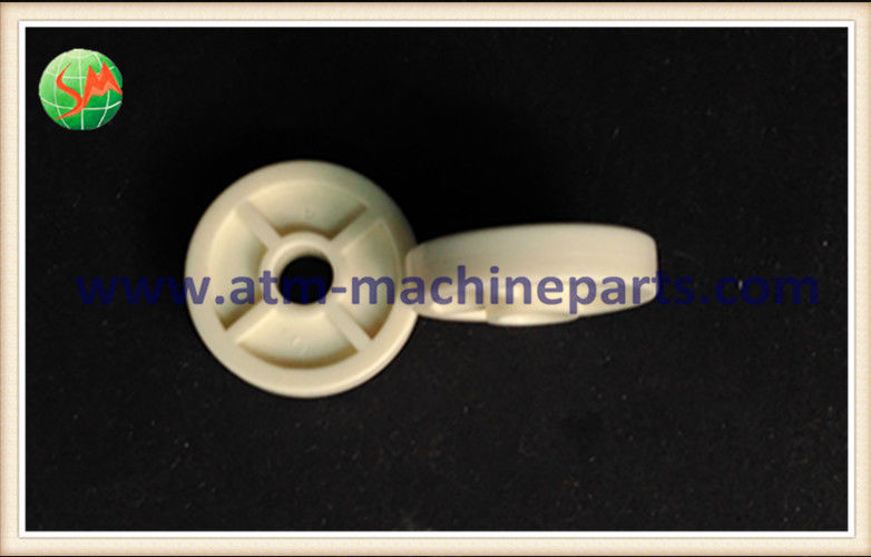 เครื่องอ่านบัตร Sankyo เครื่องรีดพลาสติกสีขาวสำหรับ NCR 58xx 66xx รุ่น